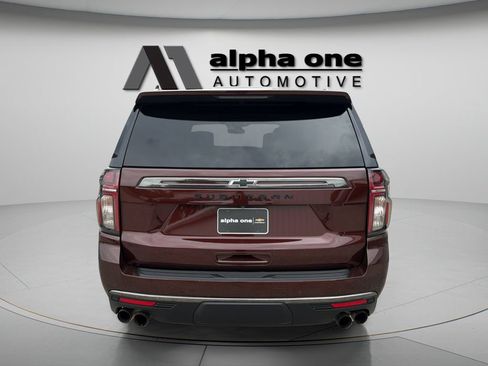 Used 2022 Chevrolet Suburban Z71 w/ Off-Road Capability Package AWD/4WD image 7