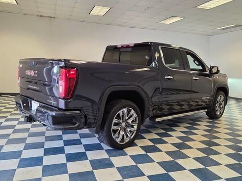 Used 2023 GMC Sierra 1500 Denali w/ Denali Reserve Package AWD/4WD image 8