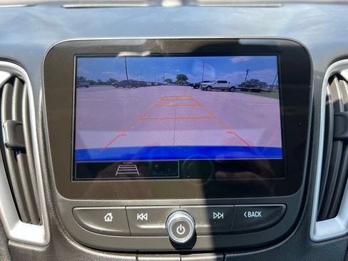 Used 2023 Chevrolet Malibu LT FWD image 41