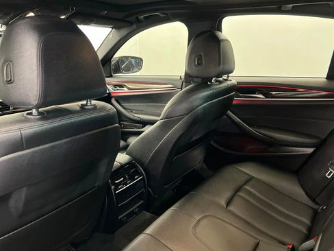 Used 2019 BMW 530i xDrive w/ Convenience Package image 19