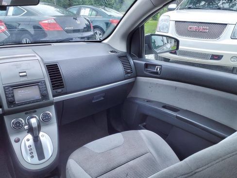Used 2012 Nissan Sentra 2.0 SR w/ Special Edition Pkg image 8