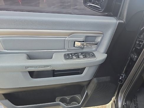 Used 2019 RAM 1500 Classic Warlock w/ Electronics Group image 10