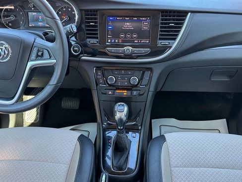 Used 2022 Buick Encore Preferred w/ Safety Package II image 16