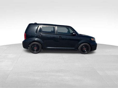 Used 2010 Scion xB image 23