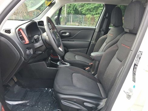Used 2023 Jeep Renegade Trailhawk AWD/4WD image 14