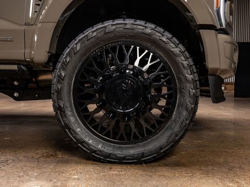 Used 2026 Ford F450 King Ranch w/ Chrome Package image 12