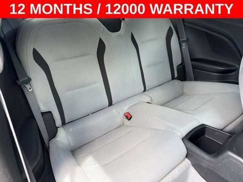 Used 2020 Chevrolet Camaro LT RWD image 11
