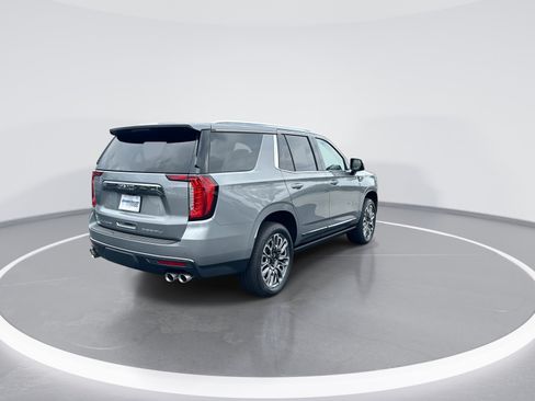 Used 2023 GMC Yukon Denali Ultimate AWD/4WD image 9