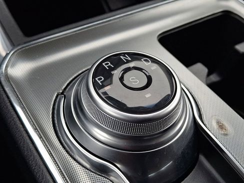 Used 2024 Ford Edge Titanium image 15