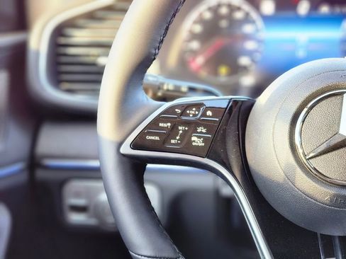 New 2026 Mercedes-Benz GLS 450 4MATIC image 29