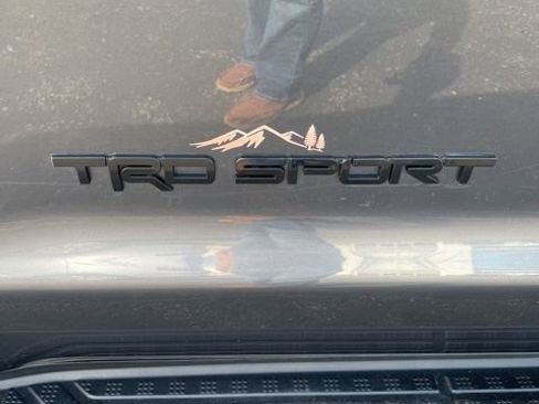 Used 2019 Toyota Sequoia TRD Sport w/ TRD Sport Premium Package image 6