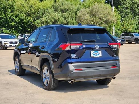 Used 2025 Toyota RAV4 XLE w/ Convenience Package AWD/4WD image 5