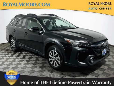 Used 2024 Subaru Outback Premium AWD/4WD image 1