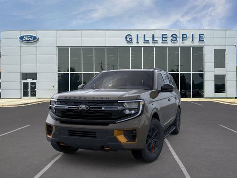 New 2026 Ford Expedition Tremor image 2