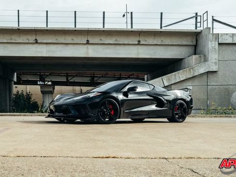 Used 2020 Chevrolet Corvette Stingray Coupe w/ Battery Protection Package RWD image 18