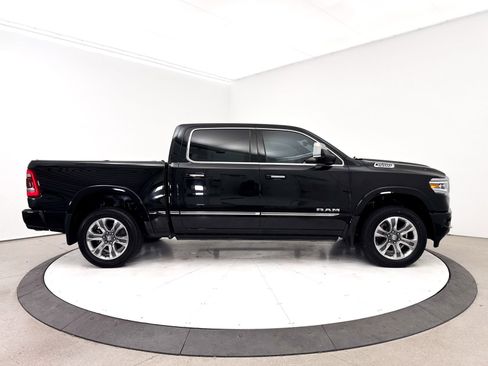 Used 2022 RAM 1500 Limited w/ Body Color Bumper Group AWD/4WD image 36