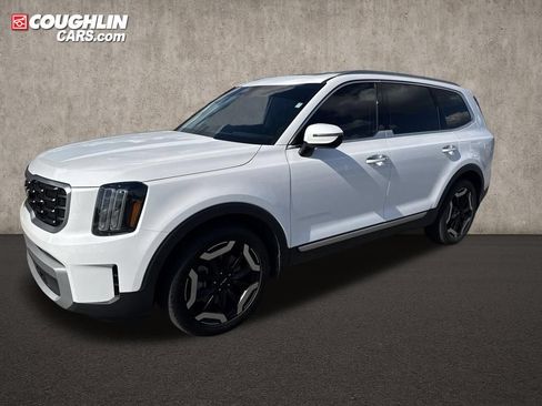 Used 2023 Kia Telluride S w/ S Sunroof Package AWD/4WD image 1