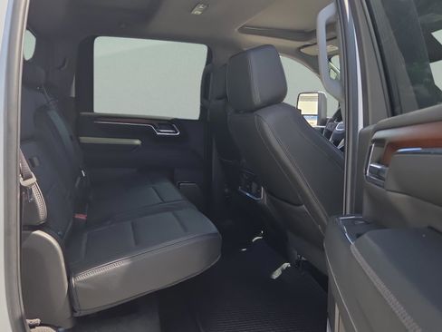 Used 2024 GMC Sierra 2500 Denali w/ Denali Reserve Package AWD/4WD image 14