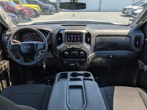 Used 2021 Chevrolet Silverado 1500 Custom Trail Boss w/ Realtree Special Edition image 13