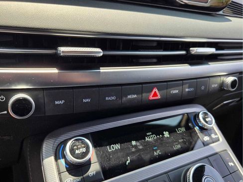 Used 2024 Hyundai Palisade Calligraphy FWD image 23