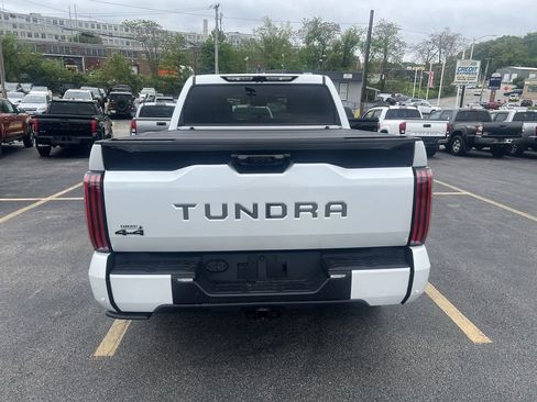 New 2024 Toyota Tundra Platinum image 4