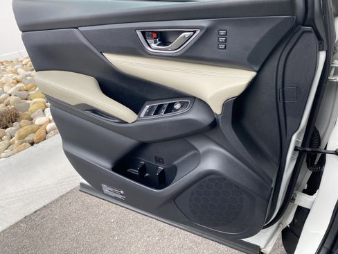 Used 2019 Subaru Ascent Limited w/ Popular Package #2A image 17