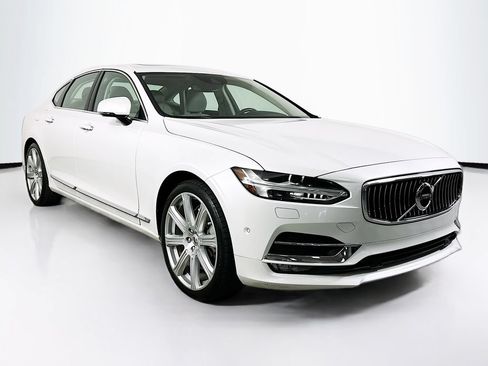 Used 2017 Volvo S90 T6 Inscription w/ Convenience Package AWD/4WD image 2