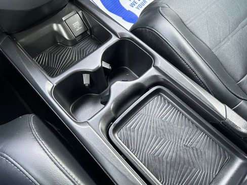 Used 2019 Honda CR-V Touring image 31