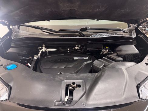 Used 2019 Honda Pilot Elite image 8