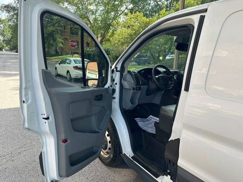 Used 2015 Ford Transit 150 130 Low Roof RWD image 9