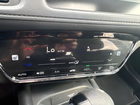 Used 2016 Honda HR-V EX image 15
