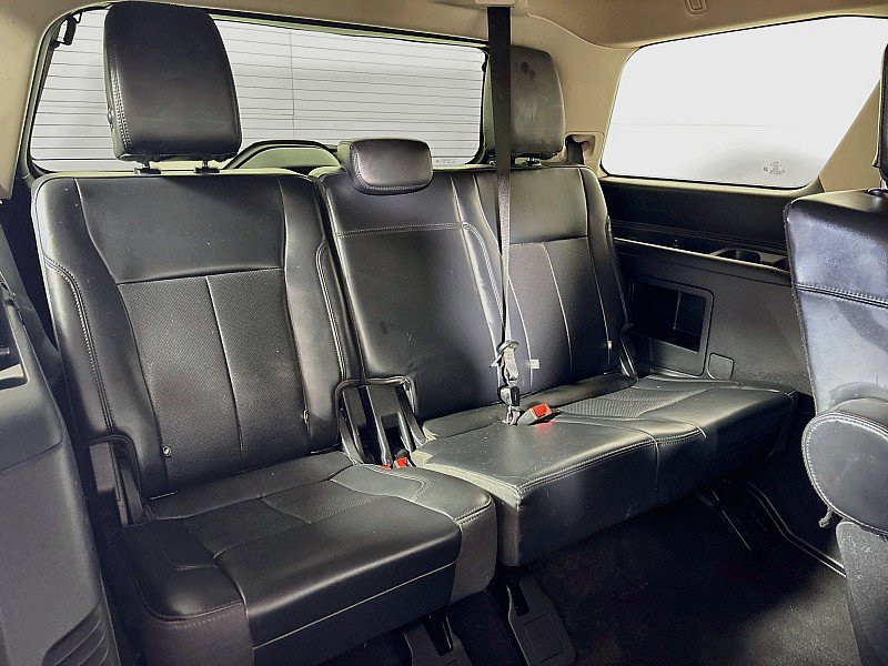 Used 2024 Ford Expedition XLT AWD/4WD image 27