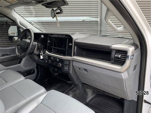 Used 2023 Ford F350 XL w/ XL Chrome Package AWD/4WD image 33
