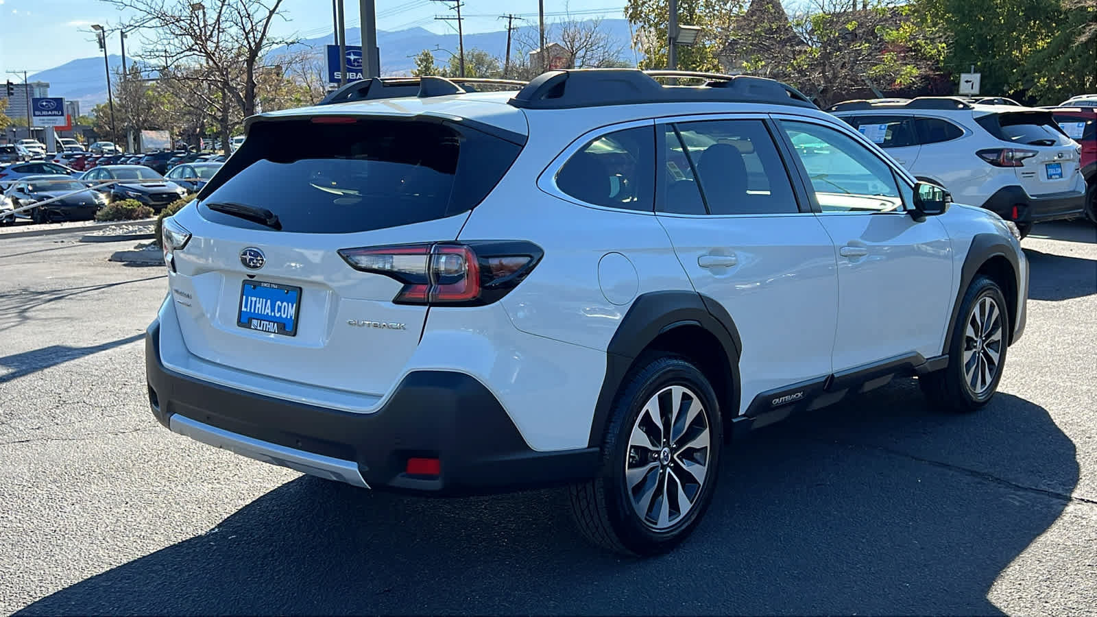 Certified 2024 Subaru Outback Limited AWD/4WD image 5