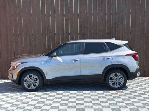 Used 2026 Kia Seltos LX FWD image 12