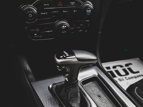 Used 2017 Dodge Charger SRT Hellcat image 19