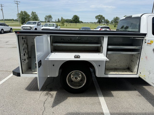 Used 2017 Ford F350 XL w/ Power Equipment Group RWD image 14