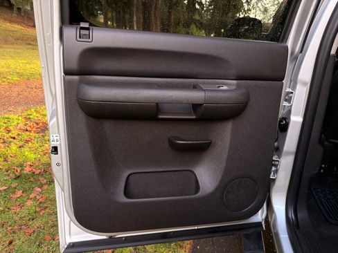 Used 2011 GMC Sierra 1500 SLE w/ Power Tech Package image 21