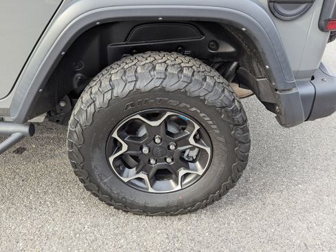 Used 2022 Jeep Wrangler Unlimited Rubicon w/ Steel Bumper Group image 28