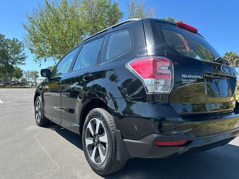 Used 2017 Subaru Forester 2.5i w/ Alloy Wheel Package AWD/4WD image 5