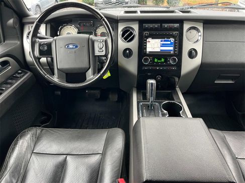 Used 2013 Ford Expedition EL Limited image 18