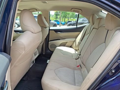 Used 2021 Toyota Camry LE FWD image 10