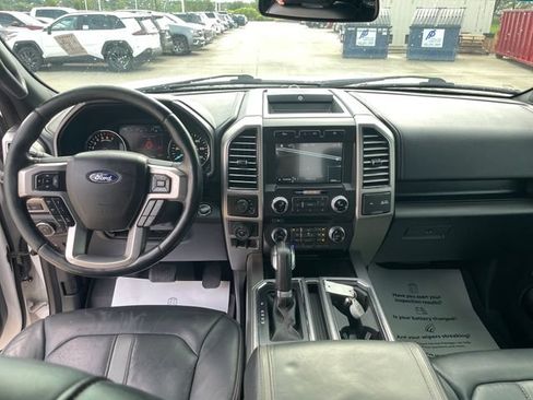 Used 2018 Ford F150 Platinum w/ Equipment Group 701A Luxury AWD/4WD image 22