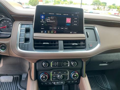 Used 2021 Chevrolet Tahoe High Country AWD/4WD image 15