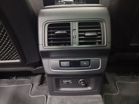 Used 2022 Audi SQ5 Premium Plus w/ Premium Plus Package image 42