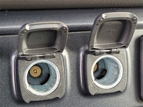 Used 2015 GMC Sierra 1500 Denali image 23