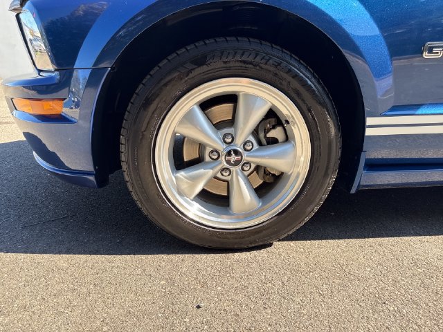 Used 2008 Ford Mustang GT RWD image 24