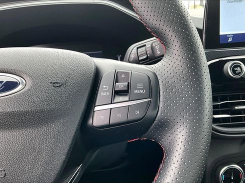 Used 2025 Ford Escape ST-Line image 19