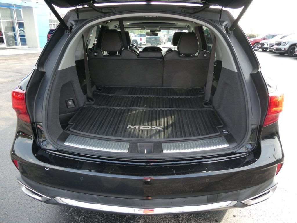 Used 2020 Acura MDX w/ Technology Package AWD/4WD image 16