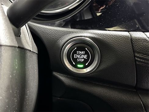 Certified 2022 Buick Encore GX Select image 16